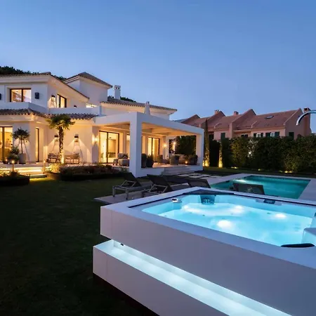 Independiente Con Piscina Y Jardin