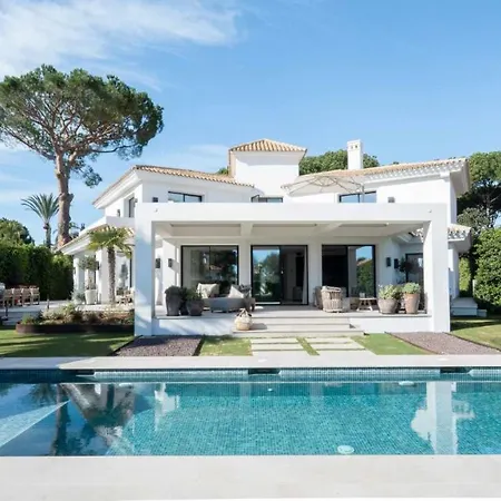 Independiente Con Piscina Y Jardin *