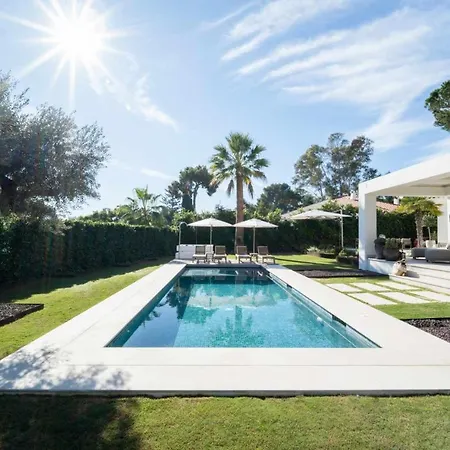Independiente Con Piscina Y Jardin * Marbella