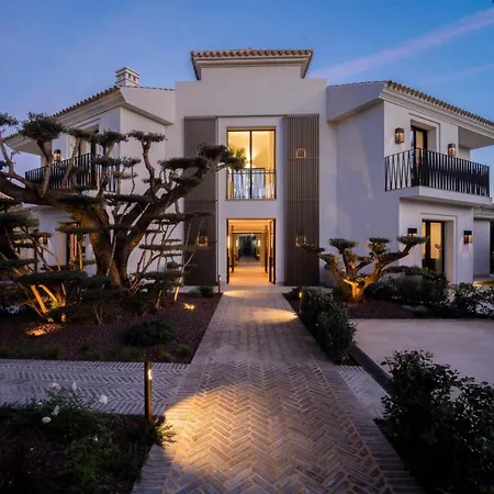 Independiente Con Piscina Y Jardin * Marbella